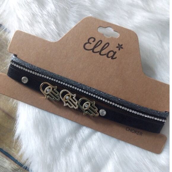 Jewelry - New Hamsa choker necklace